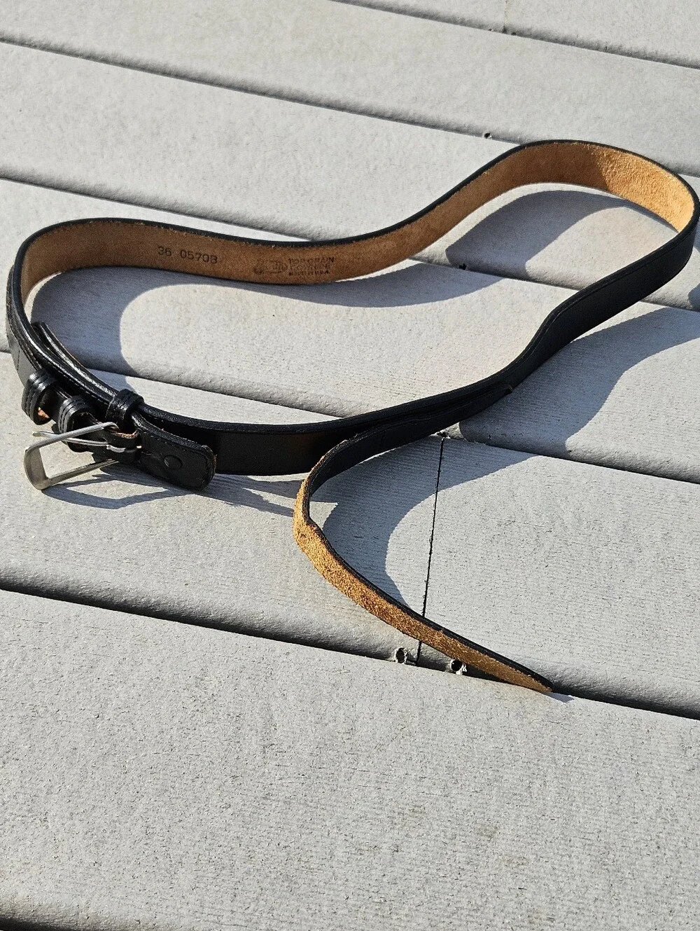 Black leather belt with silver buckle, size 36 #leather #buckle